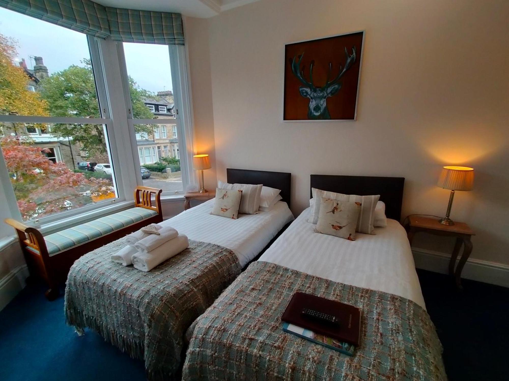 Arden House 4*